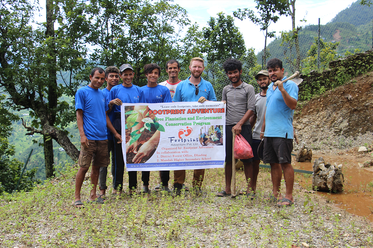 Footprint Adventure Team for Plantation Program